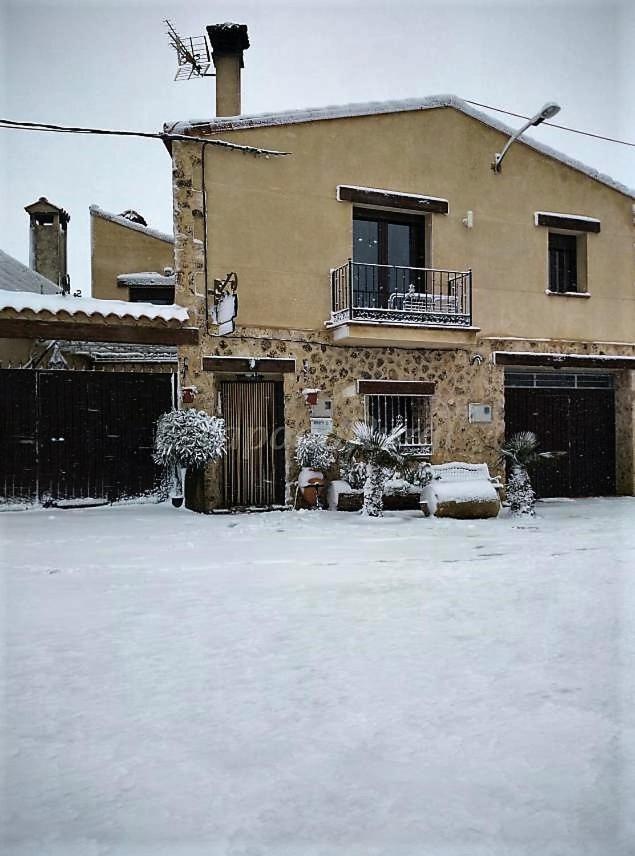 Carboneras de Guadazaón Apartamento Rurales El Mirador De Carboneras מראה חיצוני תמונה